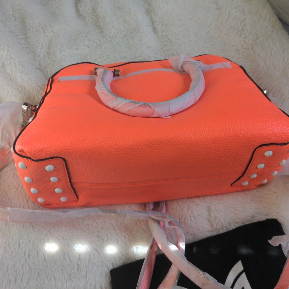 Milly Coral Handbag NEW - Picture 4 of 6
